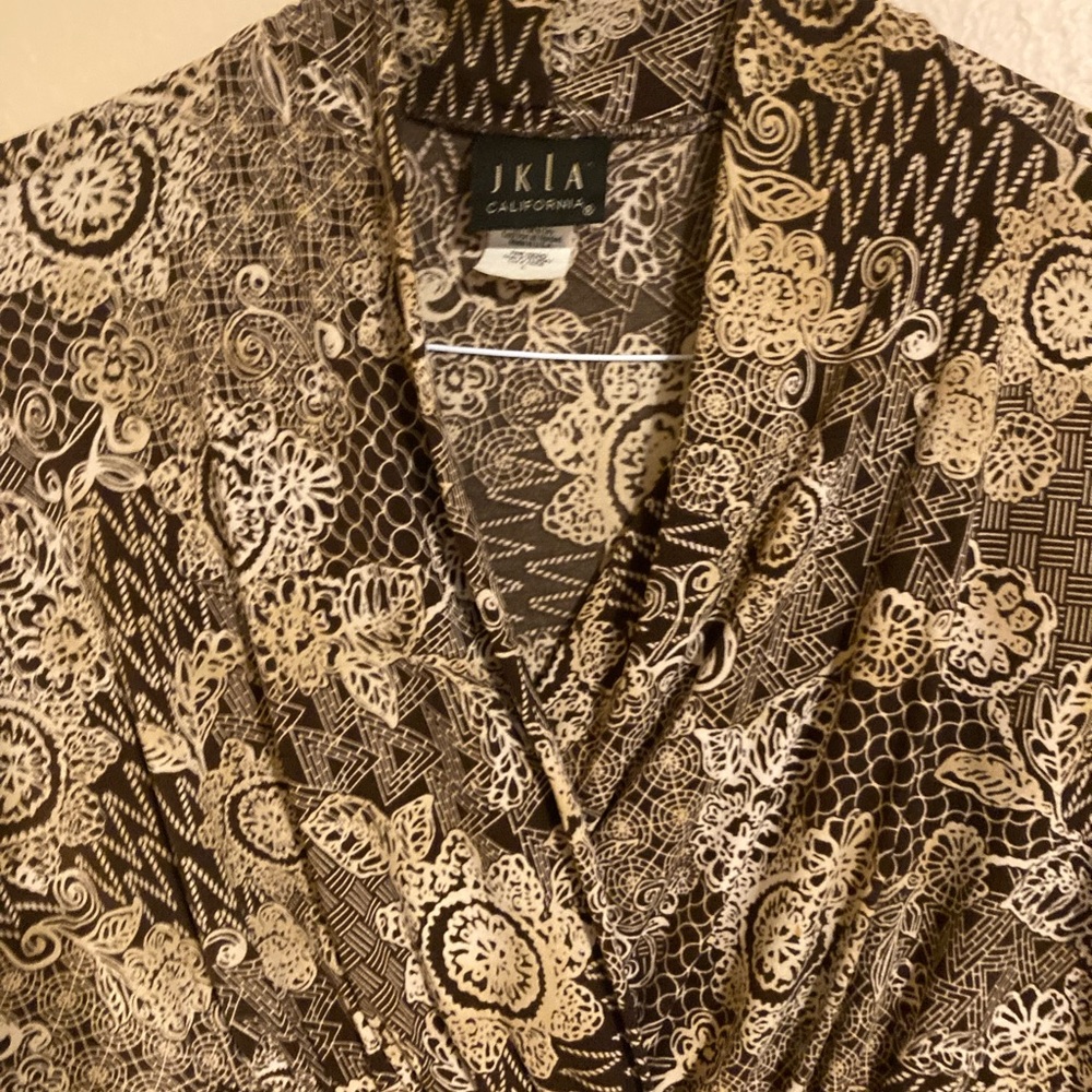 JKLA blouse - Picture 2 of 4
